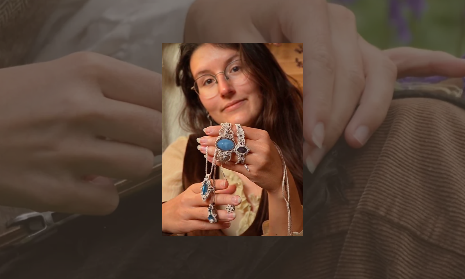 La reine des noeuds et du fil de coton